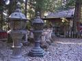 nikko-toshogu_jinja-stone_lantern_garden.jpg