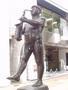 himeji-weird_naked_saxophone_man_statue.jpg