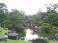 kyoto-nijojo-niyomaru_palace-garden_bridge.jpg