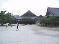 kyoto-nijojo-niyomaru_palace-white_sand_courtyard.jpg