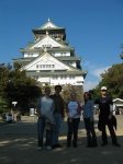 fromjason/me-osaka-osakajo_koen-jason_lennard_ayako_tatsuya-in_front_of_castle_dark.jpg