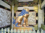 fromlennard/nikko-toshogu_shrine-main_gate_dirty_lion_statue.jpg