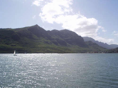 lihue-nawiliwili_harbor.jpg